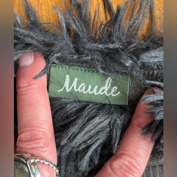 Blue-Black Eyelash Fringe Faux Fur Jacket by Maude sz Medium - Picture 5 of 6